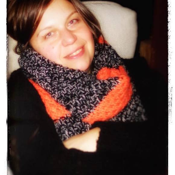 Meet your Posher, Christine - Picture 1 of 1